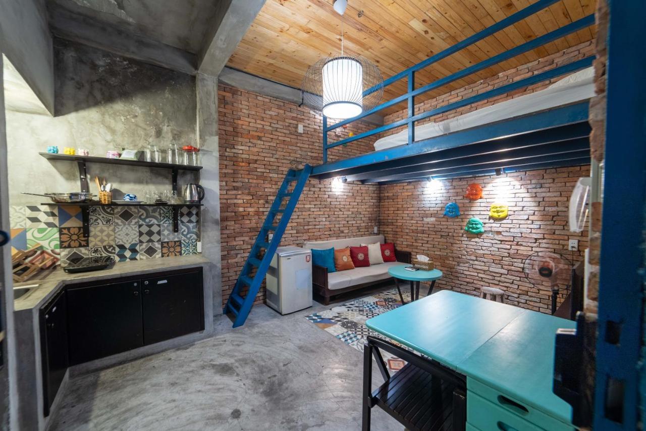 Stay&Chill - S.1: Ancient Studio Nearby Bui Vien Cidade de Ho Chi Minh Exterior foto